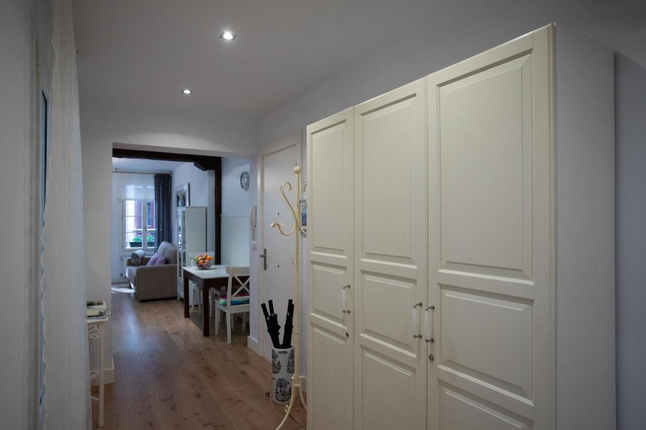 Acogedor Apartamento En El Centro Del Casco Viejo Apartment Bilbao Luaran gambar